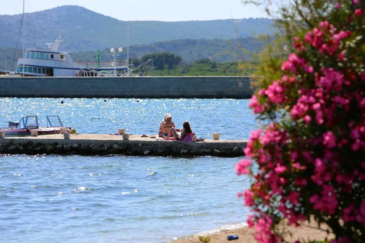 Apartments Fjaka Sveti Filip i Jakov