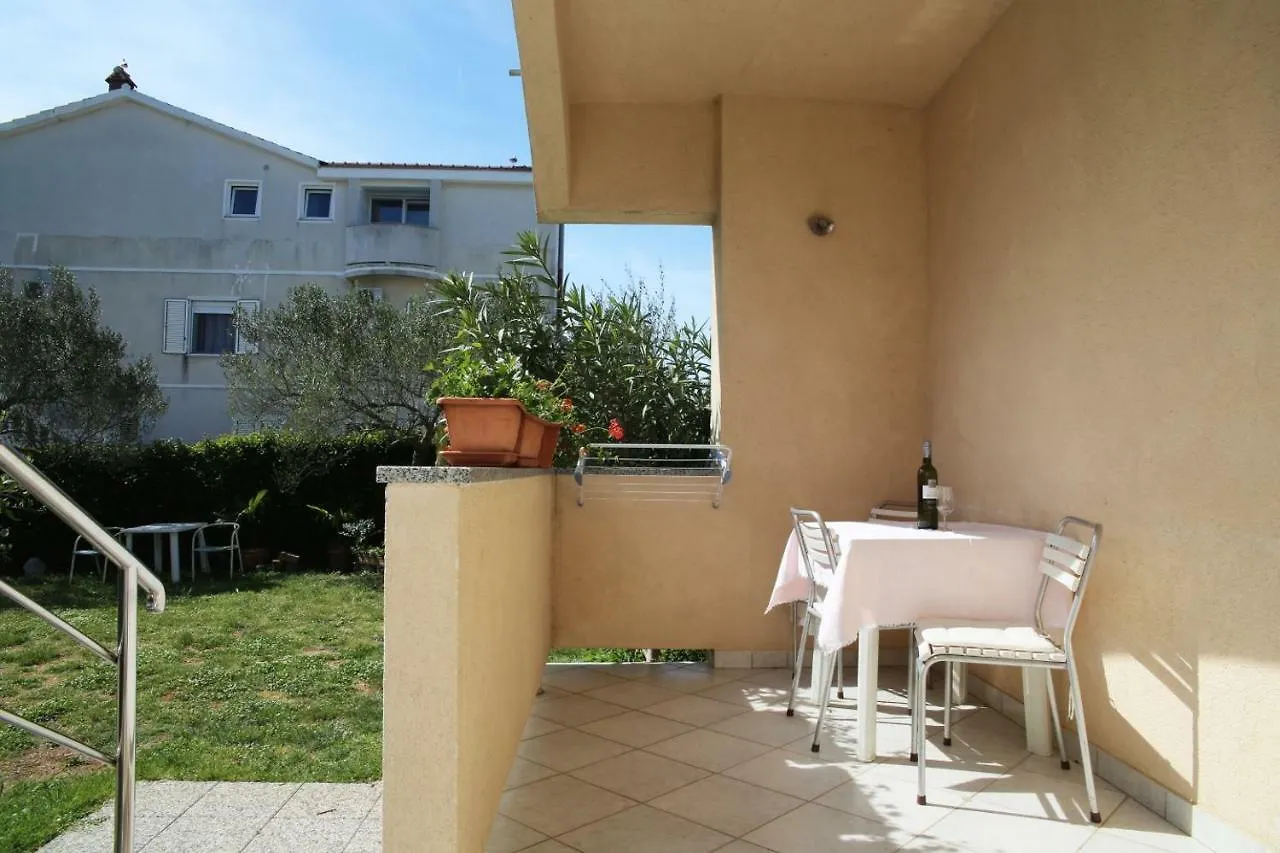 Apartments Fjaka Sveti Filip i Jakov