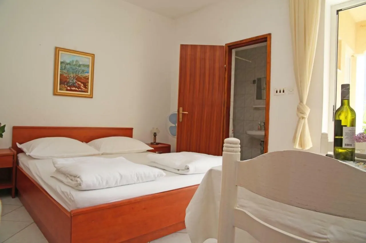 Apartments Fjaka Sveti Filip i Jakov