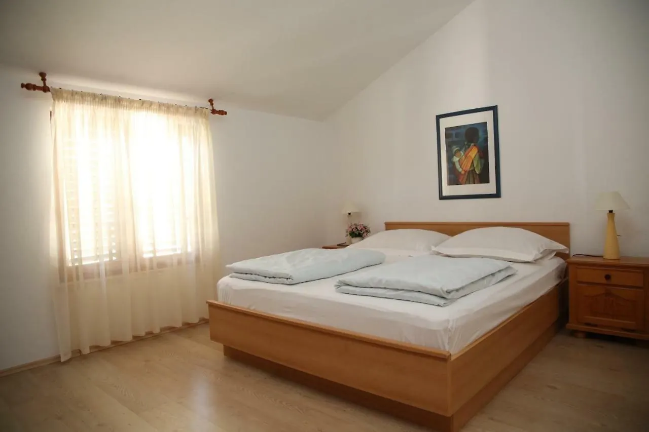 Apartments Fjaka Sveti Filip i Jakov