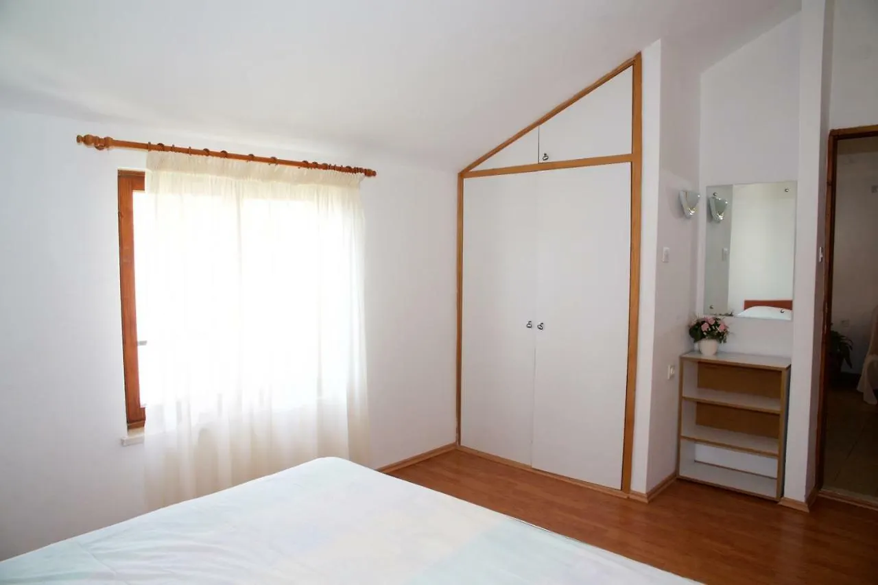 Apartments Fjaka Sveti Filip i Jakov