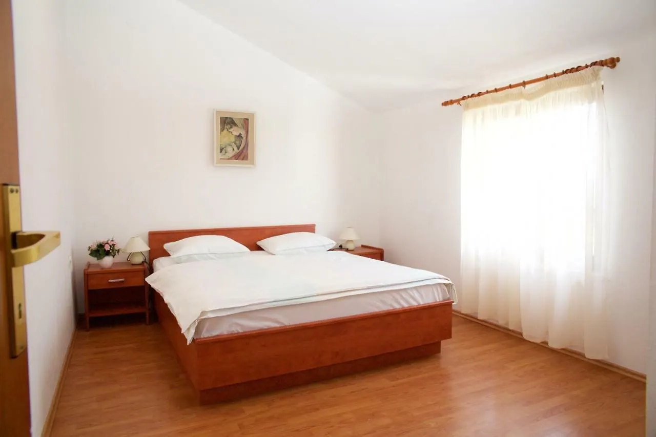 Apartments Fjaka Sveti Filip i Jakov
