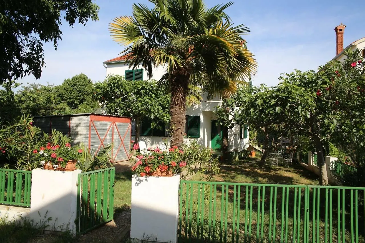Apartments Fjaka Sveti Filip i Jakov