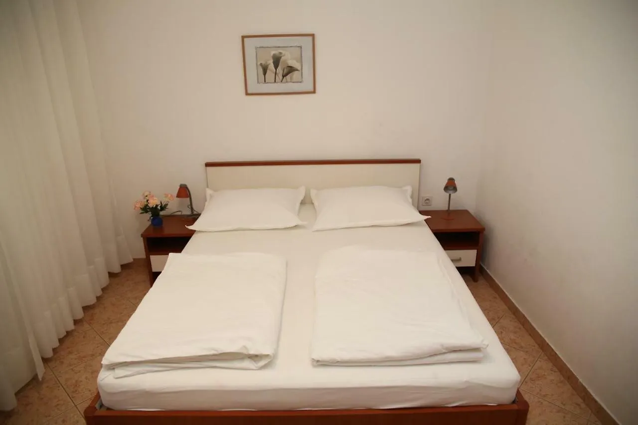Apartments Fjaka Sveti Filip i Jakov