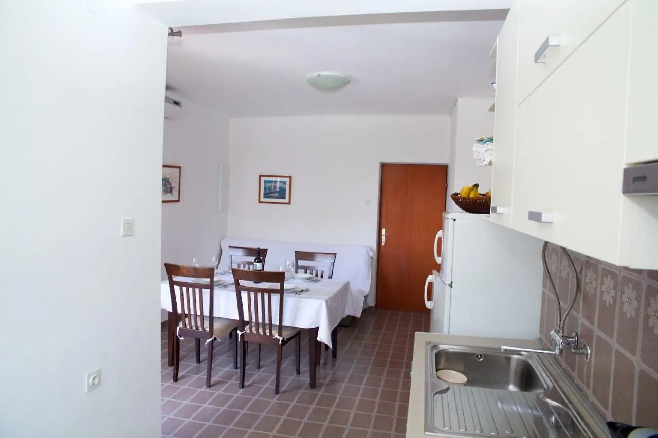 Apartments Fjaka Sveti Filip i Jakov
